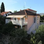Apartamento Bareta Trogir