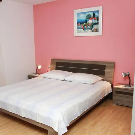 Bareta Apartament