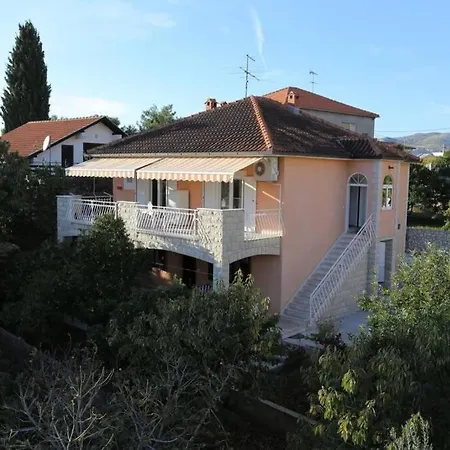 Apartment Bareta Trogir